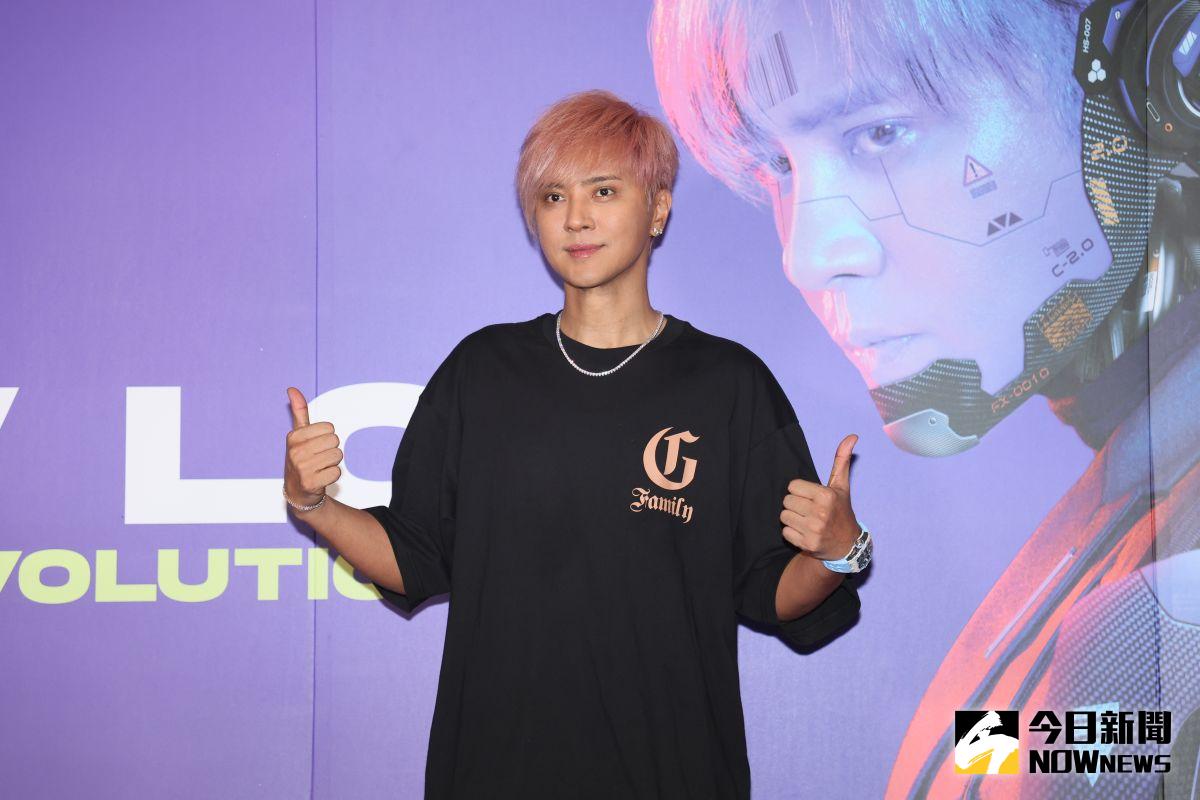 ▲羅志祥遭週刊爆料開極樂派對、深夜狂嗨7小時，本人37字回嗆：「又再亂掰。」（圖／記者鄭孟晃攝）