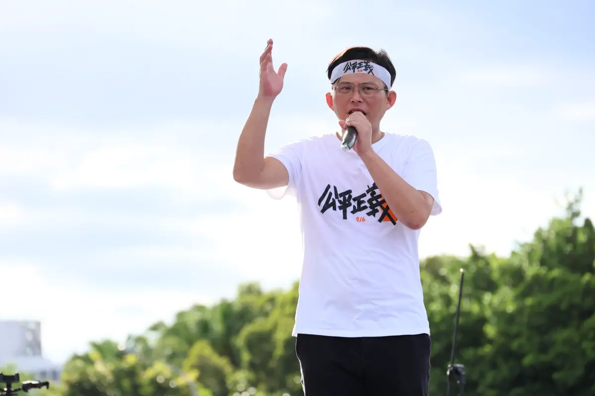 ▲前立委黃國昌汐止住家遭指「超級違建」，新北市地政局稱已於8月4日發文黃國昌及其他8名占用人須30天內恢復合法使用。（圖／NOWnews資料照）