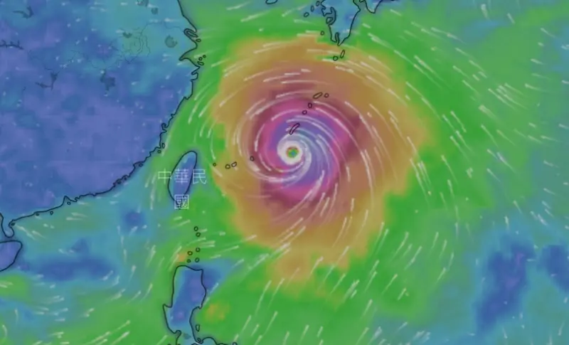▲中央氣象局已經針對卡努颱風發布海上警報，由於未來路徑不確定性高，也不排除發布陸上警報的可能。（圖／翻攝NCDR）