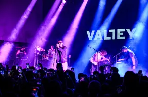 ▲Valley昨（8）日晚登台開唱。（圖／Live Nation Taiwan提供）