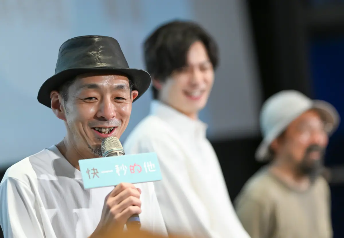 ▲改編自國片《消失的情人節》的日本電影《快一秒的他》，片中把原作的金句刪除，編劇宮藤官九郎真誠致歉。（圖／甲上）