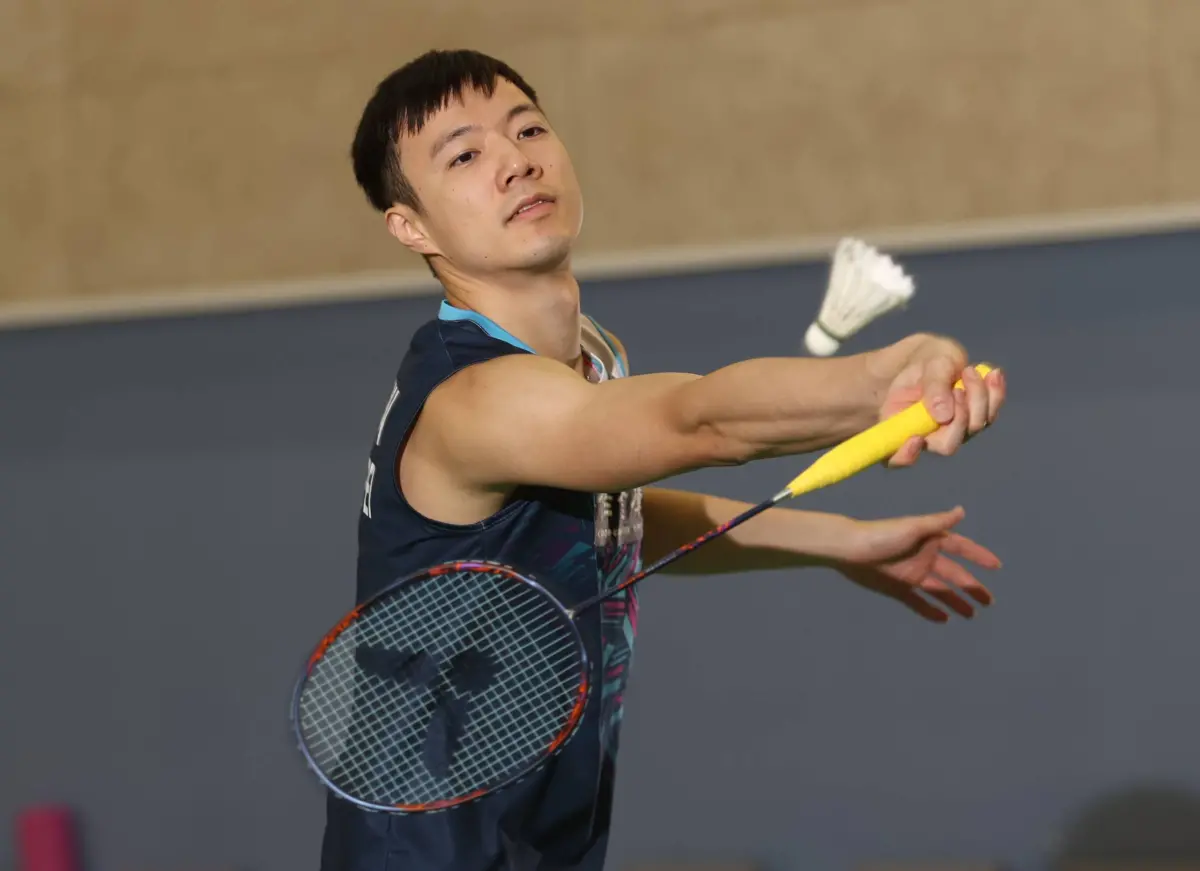 ▲台灣「羽球王子」王子維今（25）日在2023 BWF羽球世錦賽首次擊敗中國大陸好手李詩灃，殺球時速一度來到439公里。（圖／國訓中心提供）