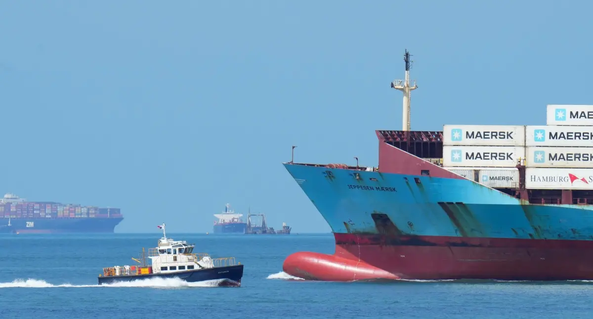 ▲巴拿馬運河管理局（ACP）近月來為節省水量，實施多項限航措施，包括限制船隻吃水深度並管制每日航運量。資料照。（圖／美聯社／達志影像）