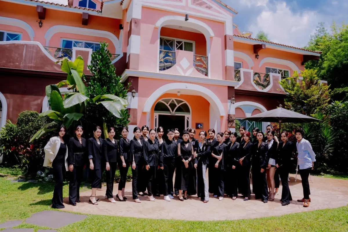 ▲G.R.A.C.E專業培訓創辦人芮芮便開了先例，利用IG的管道展開《提升表達群》的密集培訓。（圖／品牌提供）