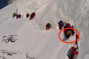 只顧攻頂K2！50人跨過「垂死雪巴人」不救　挪威女登山家被轟冷血
