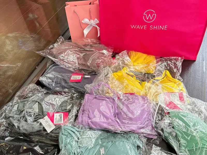 ▲知名泳裝品牌Wave Shine推出泳裝特賣會，最低只要99元帶走。（圖／小紅書「＠小又去哪裡玩」授權提供）