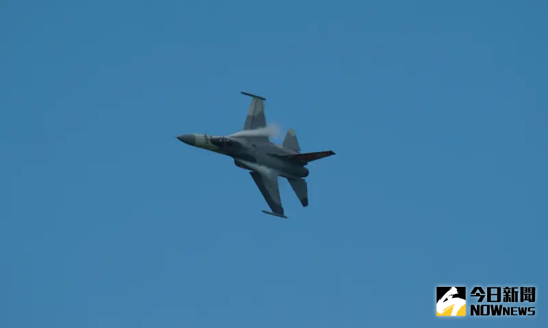 ▲空軍台中清泉崗基地營區開放,IDF經國號戰機單機性能展示。(圖/記者呂炯昌攝,2023.08.12)