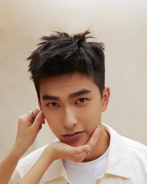 ▲曾敬驊在影壇初試啼聲即交出亮眼成績，入行不到2年，主演的2部電影票房都破億。（圖／曾敬驊臉書）