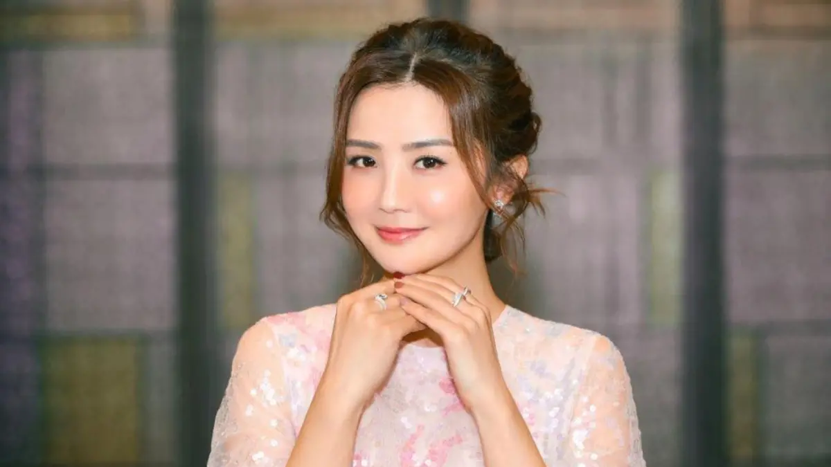 ▲阿Sa蔡卓妍證實已和百億富三代男友分手，6年情斷，40歲仍結不了婚，引發外界關注。（圖／翻攝阿Sa IG）