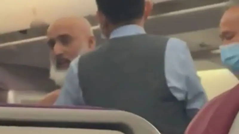 ▲ 原訂飛往大馬吉隆坡的班機上，一名45歲男子大吵大鬧，還威脅要炸掉飛機。（圖／翻攝自臉書）