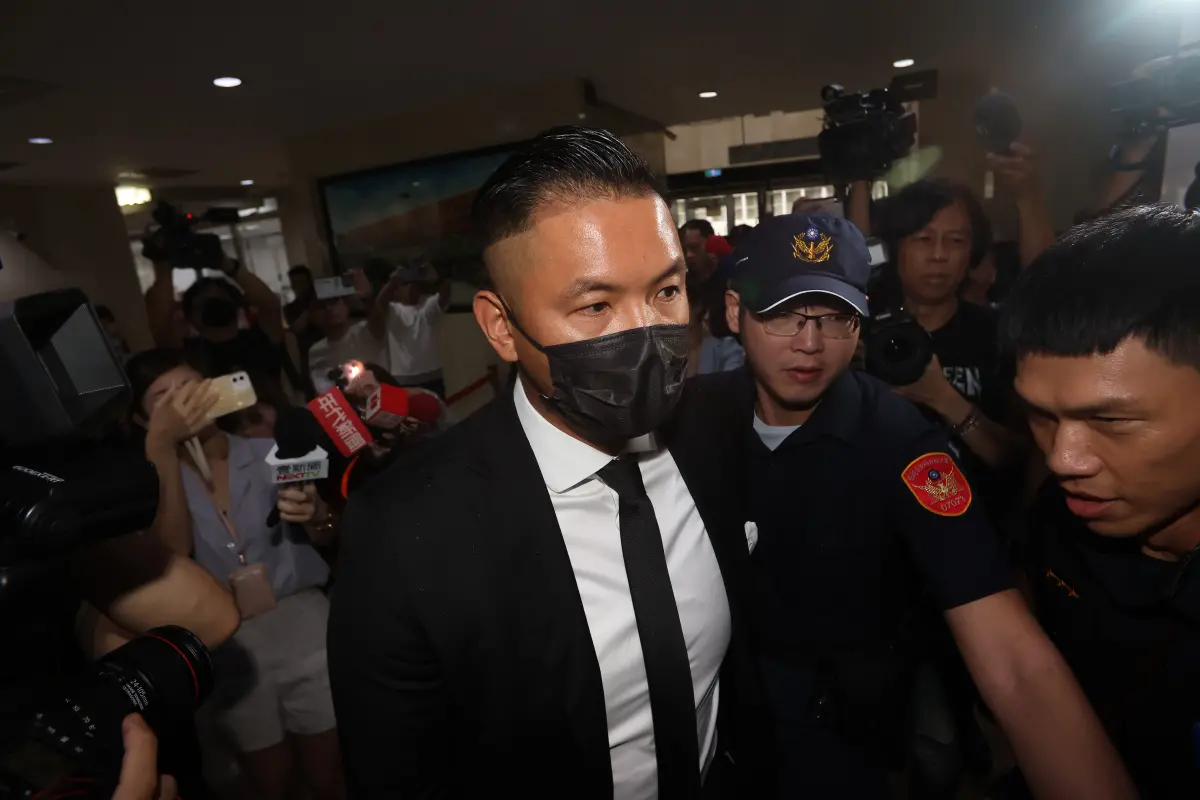 ▲今（16日）上午，台北地檢署以告訴人身分傳喚陳建州應訊。（圖／記者陳明中攝，2023.08.16）  