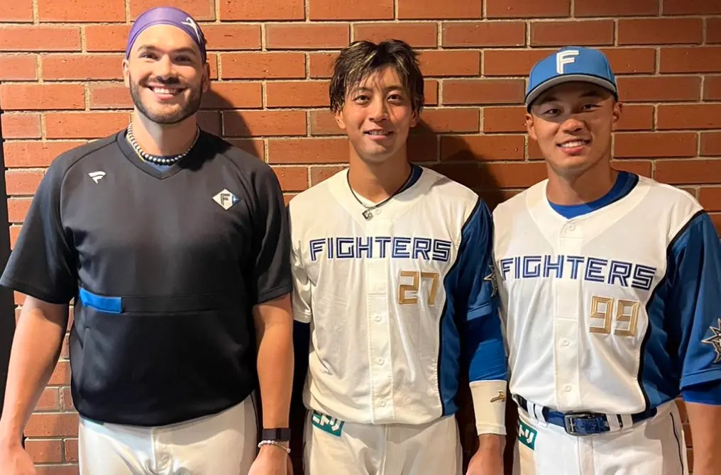 ▲日本火腿台灣好手王柏融獲英雄訪問。（圖／火腿推特)