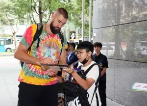 FIBA世界盃／熱身賽將引爆新莊！NBA中鋒Valanciunas率立陶宛抵台
