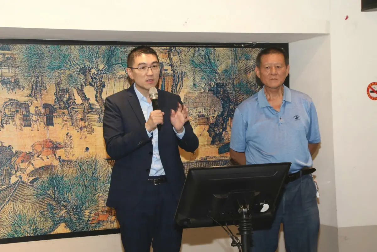 ▲針對潛水教練為救學員遭漁船螺旋槳斷掌，謝國樑希望大家遵守相關潛水規定，不該潛水的航道就不能進入。（圖 ／基隆市政府提供）