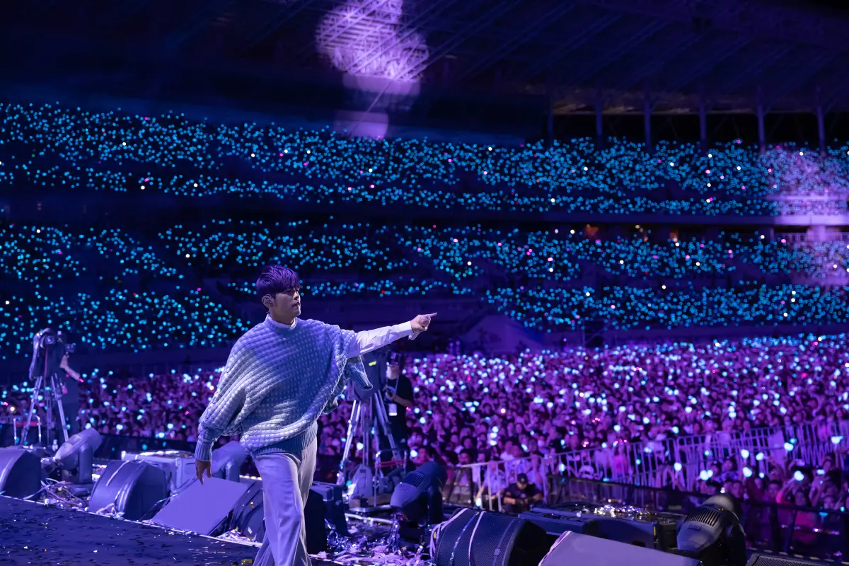 ▲周杰倫在呼和浩特開演唱會，不僅方文山開金口唱歌，于文文見到偶像淚流不止。（圖 / 杰威爾提供）