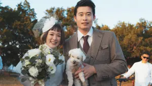 ▲151林彥君（左）與小10歲越野車國手江勝山交往半年就閃婚。（圖／翻攝林彥君臉書）