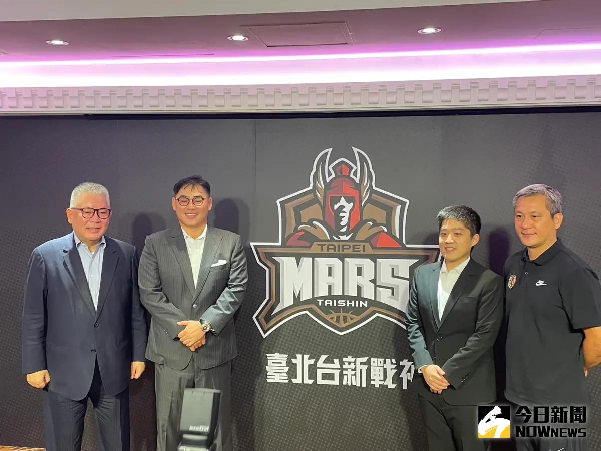 ▲台新育樂公布管理團隊，也確定林秉聖已經隨隊訓練。（圖／吳政紘攝）