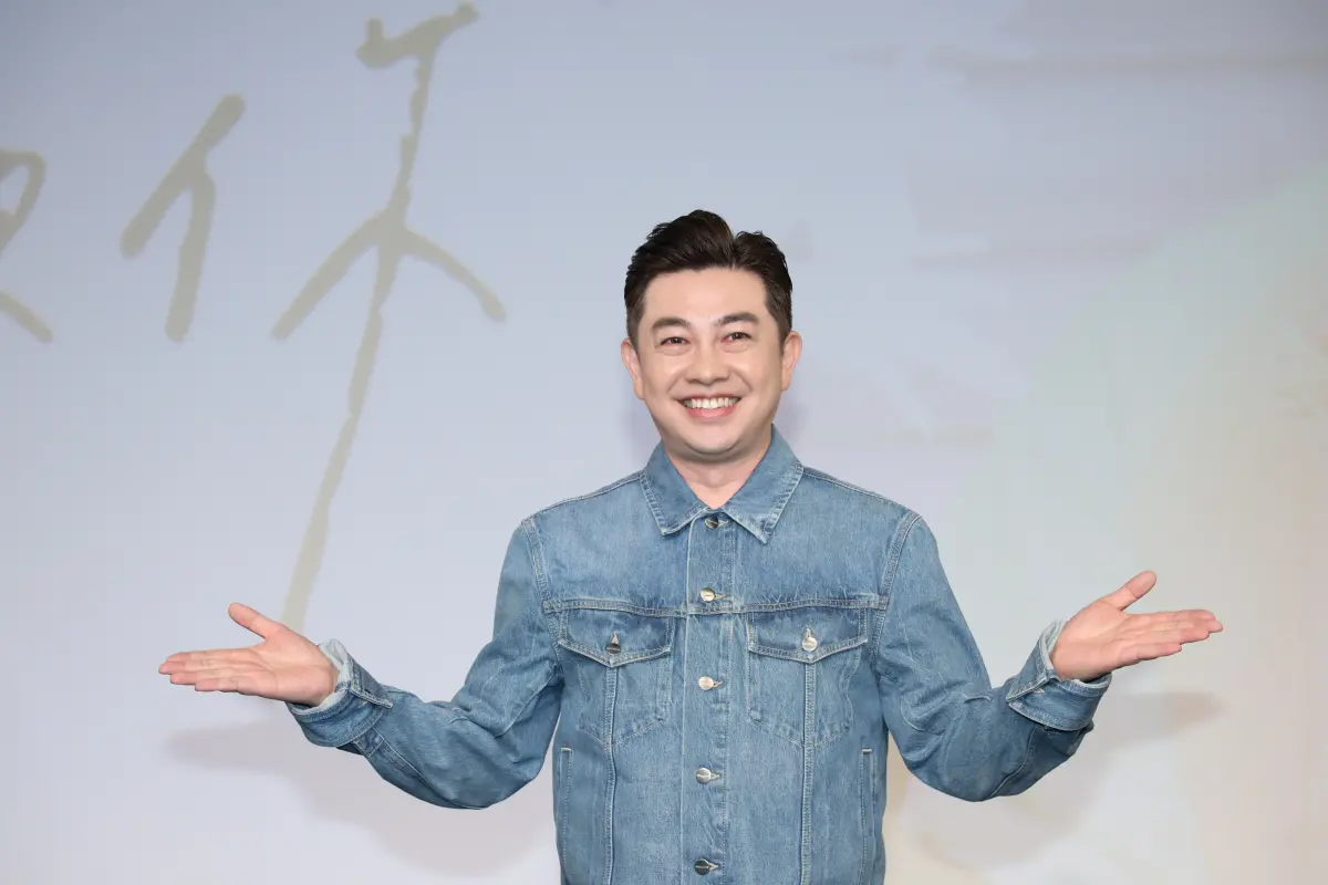 ▲李明川表示為了單曲特別飛到巴黎拍MV，總共花費近百萬元。（圖／記者鄭孟晃攝）