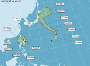 ▲蘇拉颱風將在8月30日、31日最靠近台灣，氣象局不排除下周二發布海警。（圖／中央氣象局）