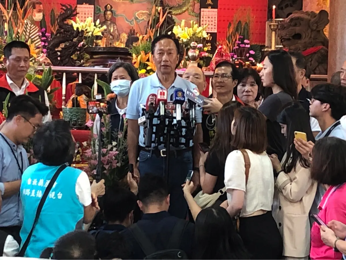 ▲鴻海集團創辦人郭台銘表示，要先簽和平協議才請吃和平大餐。（圖／記者嚴俊強攝，2023.08.25）