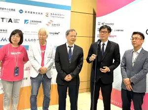 ▲高雄市長陳其邁說,高雄是南台灣新創出海的起點,高雄要放眼全世界。(圖/記者黃守作攝,2023.08.25) ▲高雄市長陳其邁說,高雄是南台灣新創出海的起點,高雄要放眼全世界。(圖/記者黃守作攝,2023.08.25)