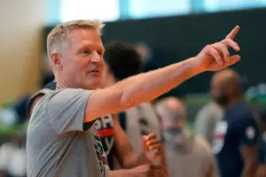 FIBA世界盃／美國隊首戰即將登場　總教練Kerr如何調度陣容受關注
