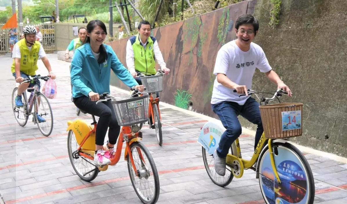 ▲蔡適應在臉書聲援賴品妤。（圖／蔡適應臉書）