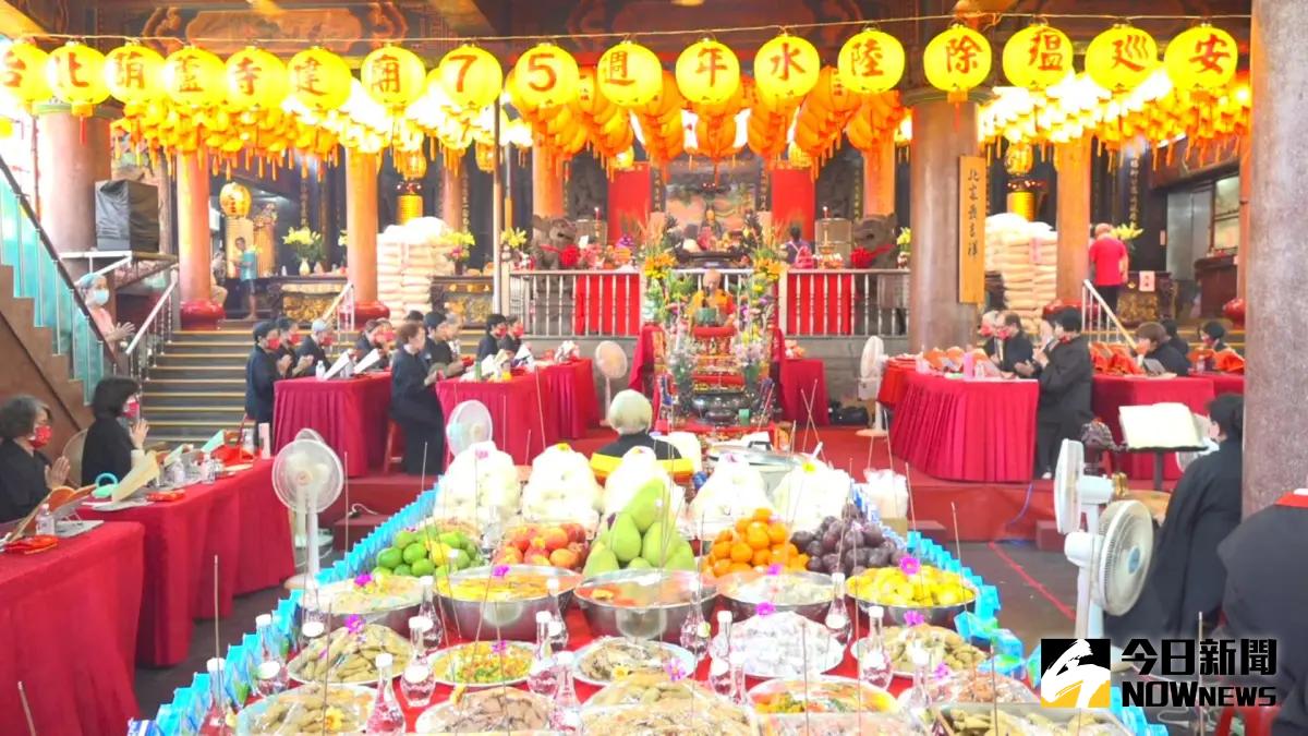 ▲2025年的鬼門將在8月22日（週五）晚間11點正式開啟，命理專家小孟老師特別提醒，鬼月期間在飲食上有五大禁忌，若不小心觸犯，恐怕會冒犯到好兄弟。（圖／NOWNEWS攝影中心）