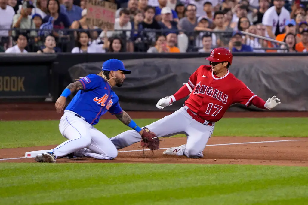 ▲大谷翔平完成本季第20次盜壘，成為MLB史上第8位能2次單季達成40轟20盜的選手。（圖／美聯社／達志影像）