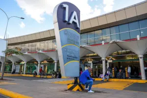 肯亞大停電　奈洛比國際機場一片漆黑
