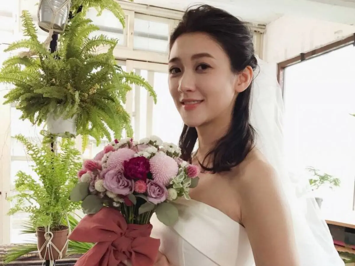 ▲林逸欣祕婚科技業老公1年，無奈外婆去世來不及參加婚禮。（圖／旋轉娛樂）