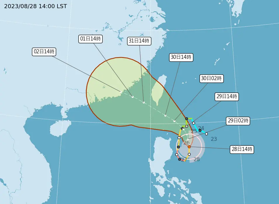 ▲蘇拉颱風預測路徑不斷修正，強度也持續增強，目前海上警報預估今日深夜（23時30分）至明日清晨之間發布。（圖／中央氣象局）