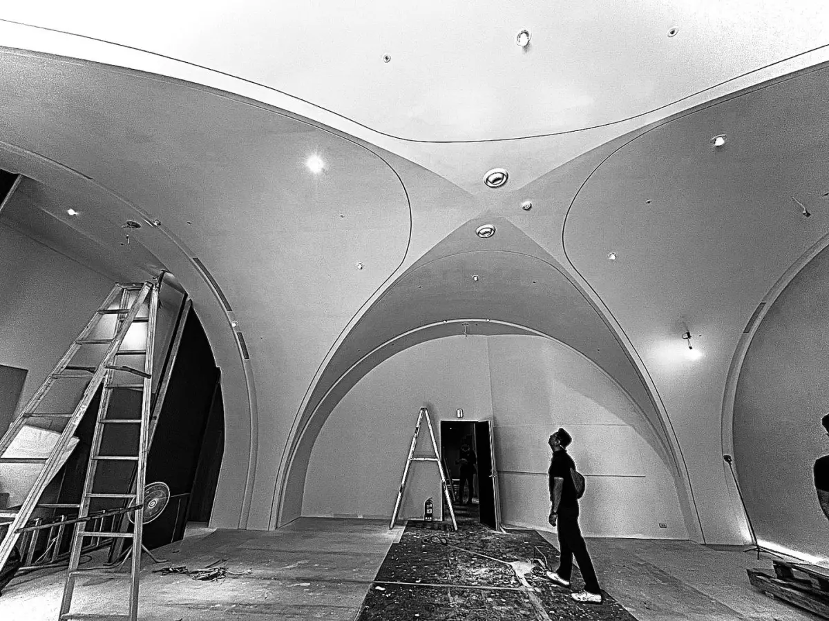 ▲素有法餐南霸天「Thomas簡. 法式餐廳」昨日於臉書貼文，公告還在重新整裝中的門面將於9月之後以新樣貌見客，而「Thomas簡. 法式餐廳」也被不少專家預測今年有摘星潛力。（圖／取自Thomas簡. 法式餐廳臉書）