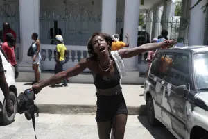 海地牧師率眾遊行「黑幫地盤」抗議　信眾遇襲傷亡慘
