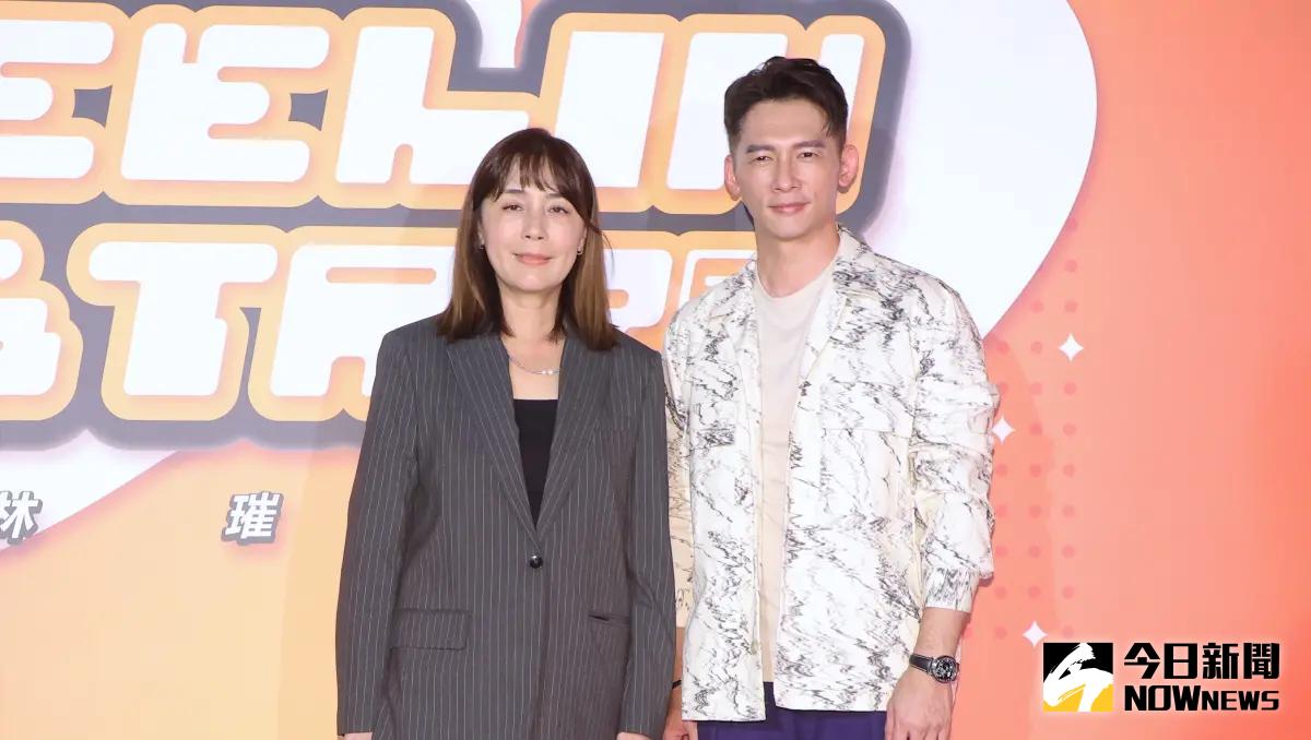 ▲《中國好聲音》爆賄賂爭議，温昇豪（右）分享擔任選秀評審的經驗，否認遇過收錢黑幕。（圖／記者陳明中攝）