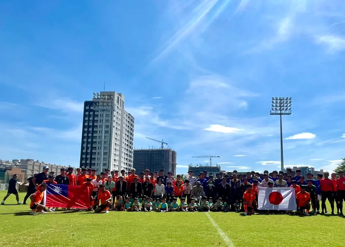▲「2023高雄台日大專校院足球國際友誼賽」今（29）日上午在楠梓足球場展開激烈角逐。（圖／高雄大學提供）