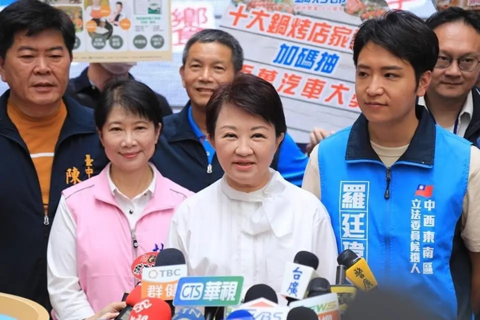 ▲鴻海創辦人郭台銘宣布參選總統後，國民黨總統候選人侯友宜面臨黨內跳船潮，國民黨親盧的立委候選人羅廷瑋、廖偉翔...等，連句讚聲也喊不出來。（圖／翻攝自羅廷瑋臉書）