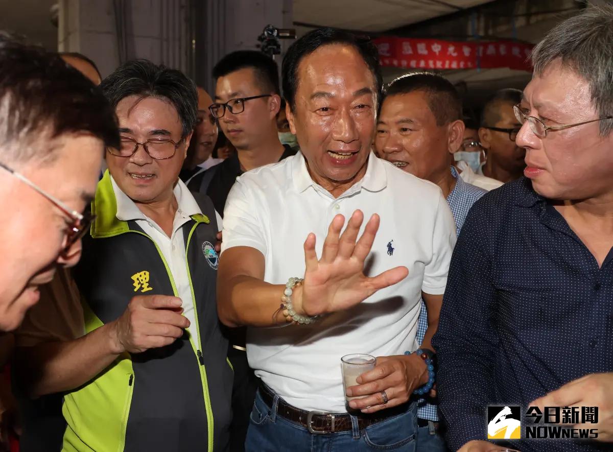 ▲郭台銘宣布參選總統後，《美麗島電子報》公布最新民調。（圖／記者陳明中攝，2023.08.29）