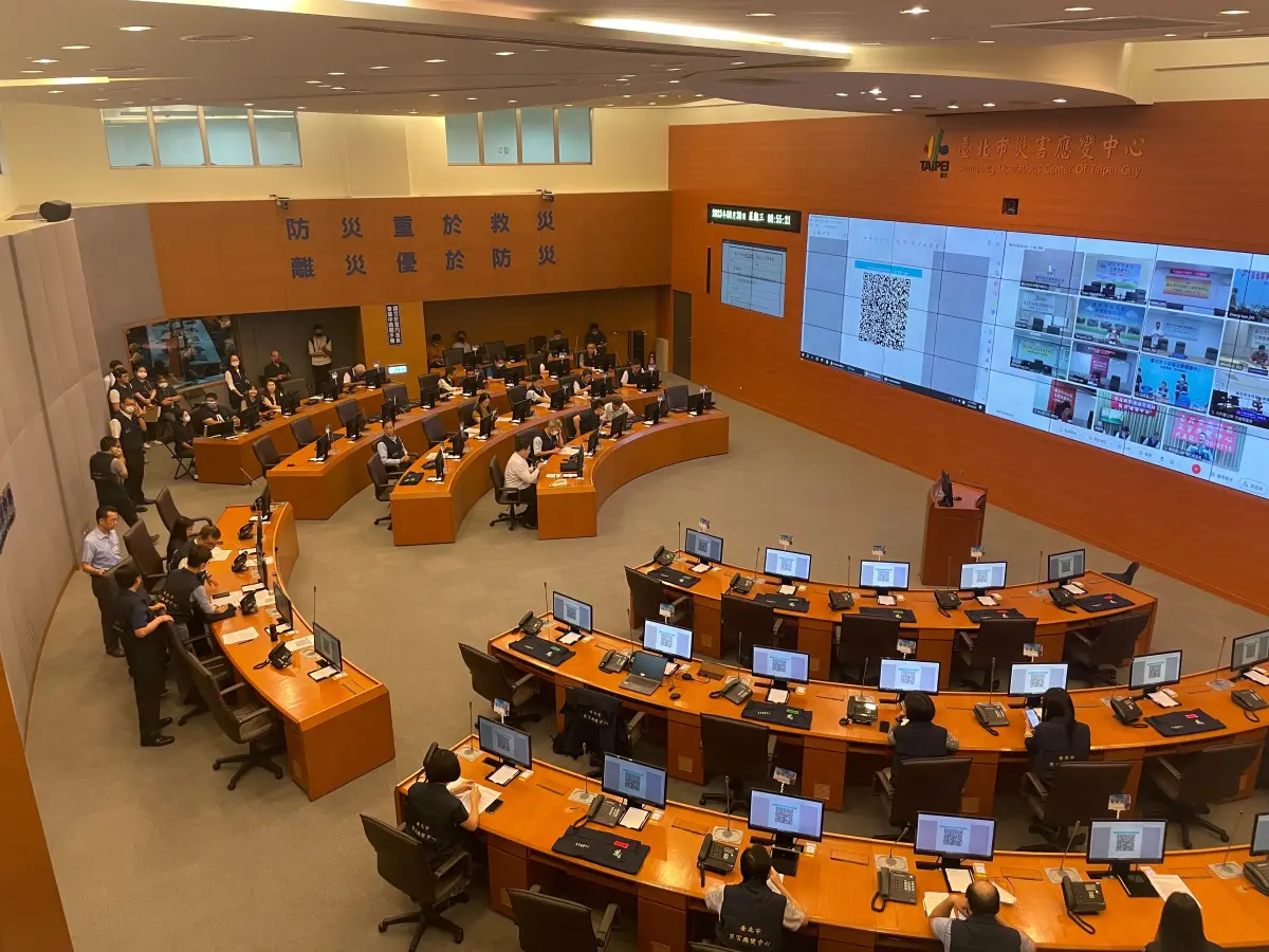 ▲因應颱風蘇拉逼台，台北市今天舉行防颱準備會議。（圖／記者邱新博攝，2023.08.30）