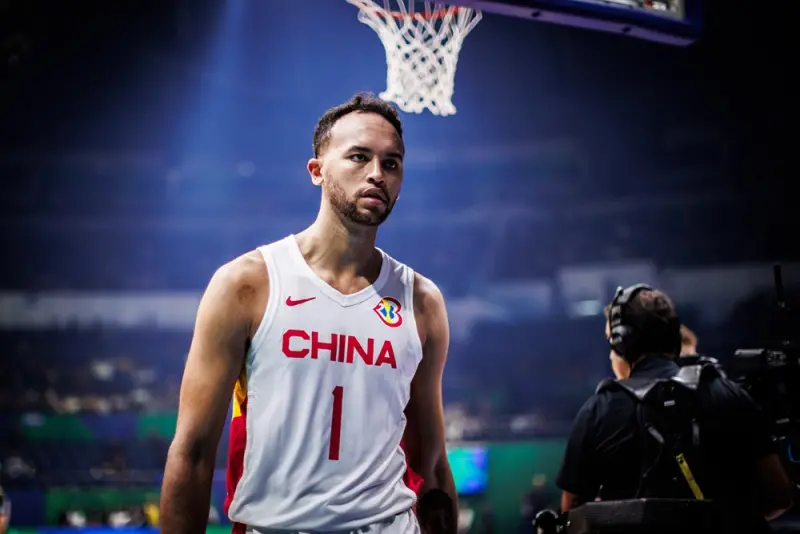 ▲李凱爾結束2023 FIBA世界盃賽程，受訪時表達了自己未來仍想繼續為中國效力的意願。（圖／取自FIBA）