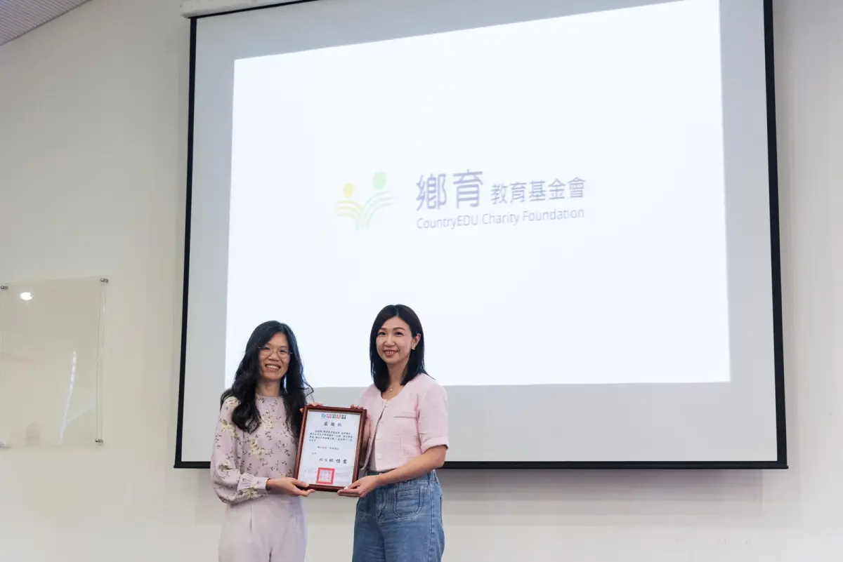 ▲鄉育教育基金會邀請永齡希望小學教育總監兼VOGUE專欄作家的黃瑋芸Wendy 前往台中新社高中。（圖／鄉育教育基金會）