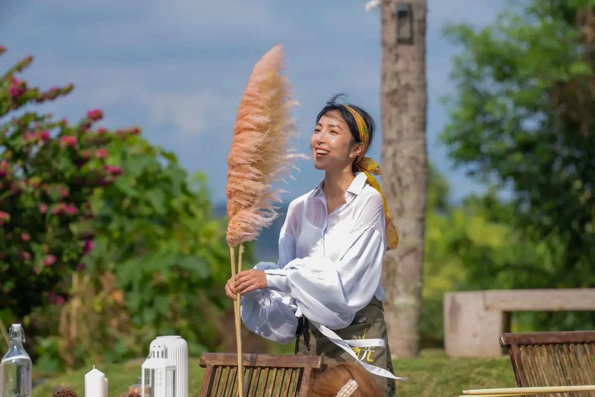 ▲楊謹華在參與《光開門就很忙了》的任務同時，竟導致多年未發病的曬太陽過敏症復發，所幸緊急送醫後已經控制住病情。（圖／翻攝自楊謹華臉書）