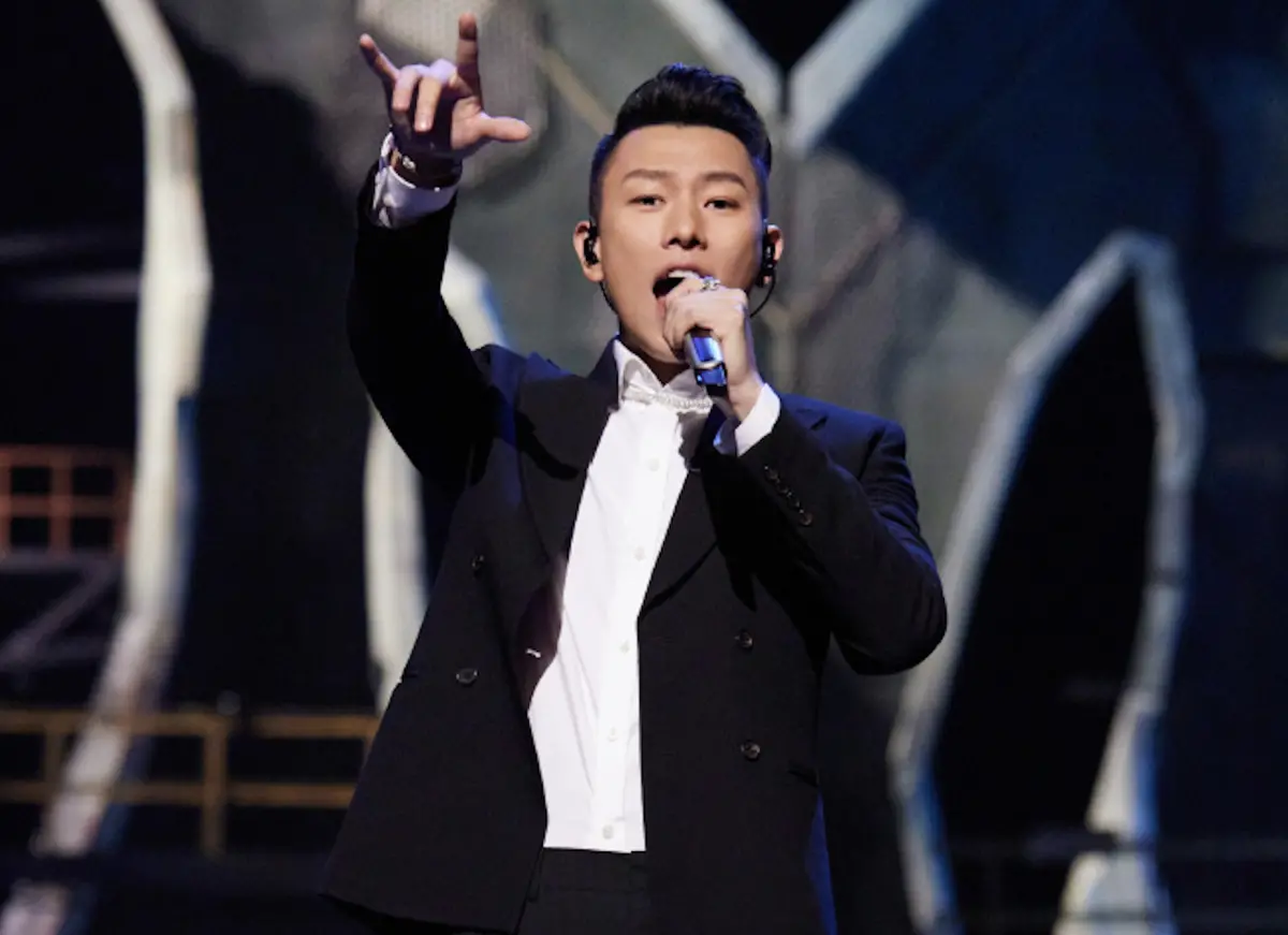 ▲《披荊斬棘3》近日傳出造假風波，在近期釋出的節目排名之中，瘦子在一夜之間掉了9個名次，微博上更爆出製作單位詢問粉絲要不要為偶像買票。（圖／翻攝自披荊斬棘微博）