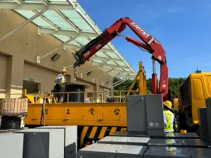 ▲中央氣象局上午發布海葵陸上颱風警報，屏東台電積極戒備。（圖／中央氣象局提供）