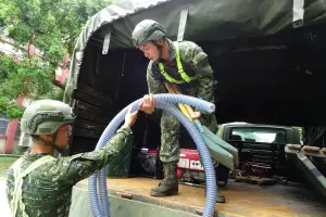 ▲機步333旅因應中颱海葵，依令完成車輛、救災機具檢整測試。（圖／第四作戰區提供）