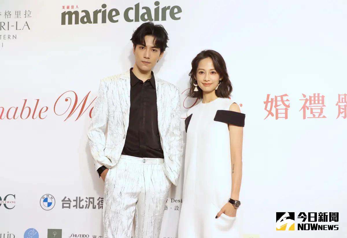 ▲林子閎看婚紗秀希望早日脫單，遭簡嫚書（右）爆料兩人八字不合。（圖／記者陳明中攝）