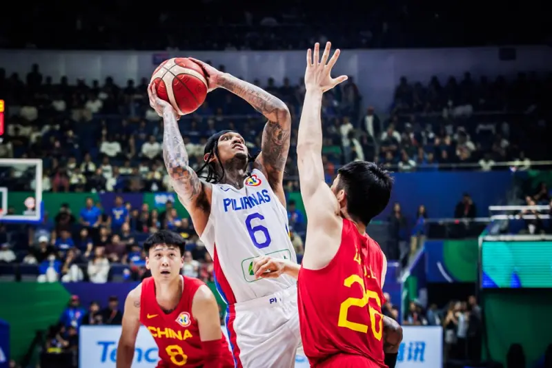 ▲菲律賓NBA球星Jordan Clarkson今（2）日在對中國大陸一戰化身戰神，全場狂砍34分、包括第三節轟下24分。（圖／取自FIBA）