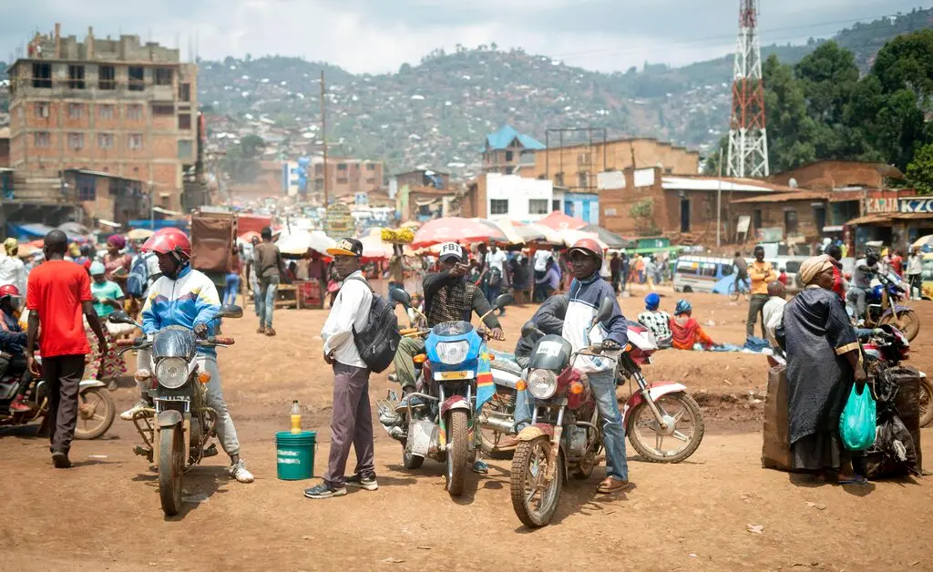 ▲剛果男性失業率超過20%，軍隊是該國重要雇主之一，不少年輕人視從軍為就業的管道。（圖／美聯社／達志影像）