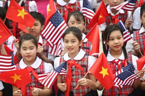 ▲隨著美國總統拜登到訪，美國與越南的外交關係預計將有所提升。美越關係示意圖。（圖／美聯社／達志影像）