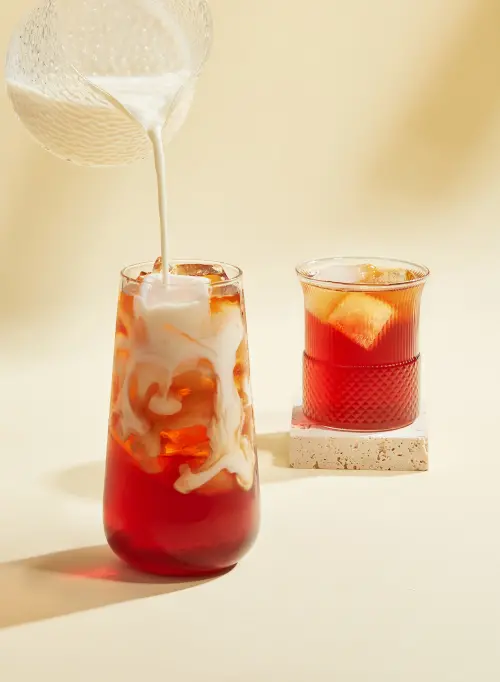 星巴克「買一送一」連喝2天!迷客夏也買一送一 Coco第二杯5折 ▲迷客夏新品香緹紅茶系列。(圖/迷客夏提供)